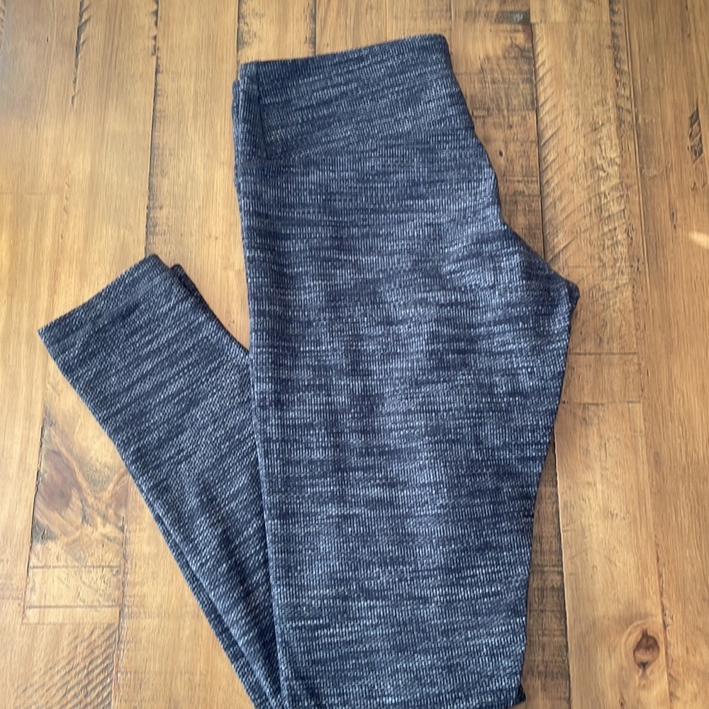 Lululemon 7/8 Activewear Bottoms